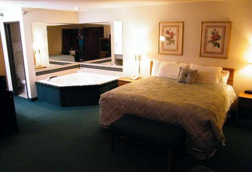 酒店 Amerihost Inn & Suites  Mexico