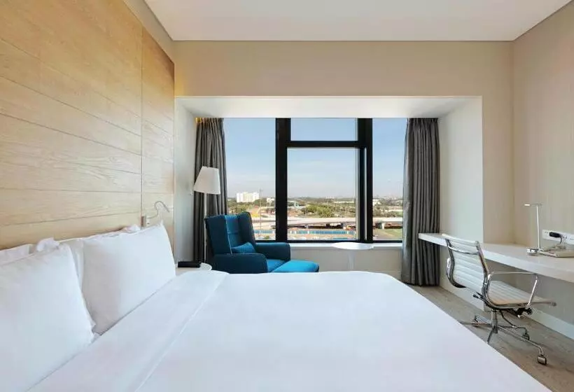 هتل Haikou Meilan International Airport