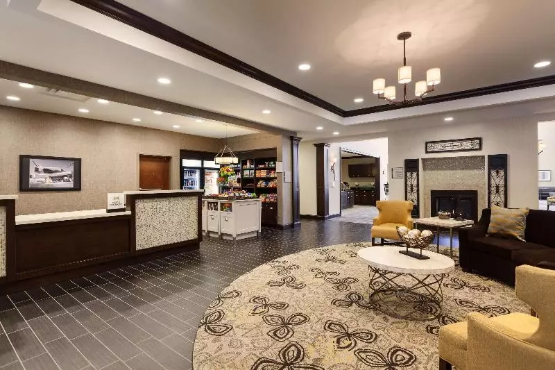 هتل Homewood Suites By Hilton Huntsville Downtown, Al