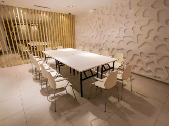 Отель Jinjiang Inn Jinzhou Luoyang Road