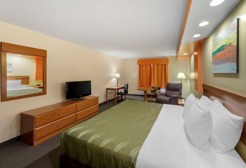 Отель Quality Inn