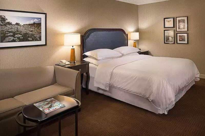 Szálloda Sheraton Westport Plaza