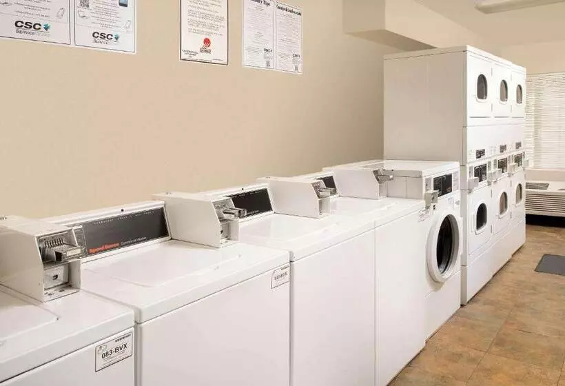 هتل Woodspring Suites San Antonio Fort Sam