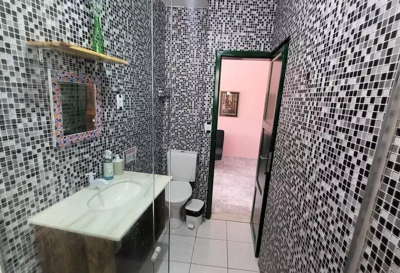 Tamboleiros Hotel & Hostel