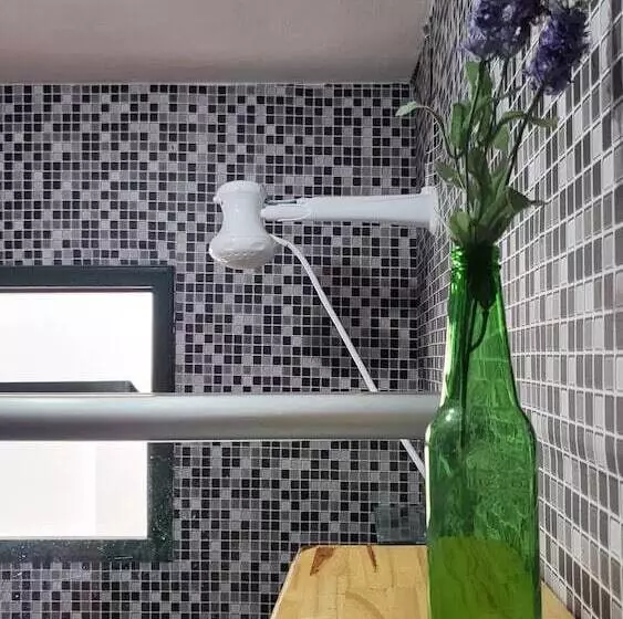 Tamboleiros Hotel & Hostel