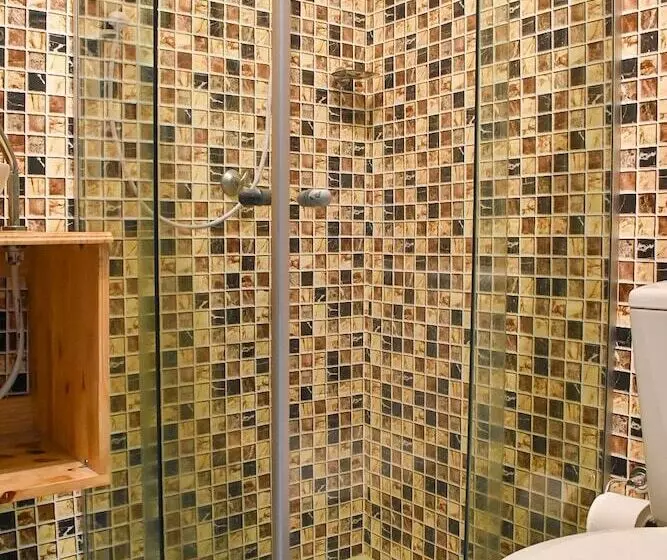 Tamboleiros Hotel & Hostel