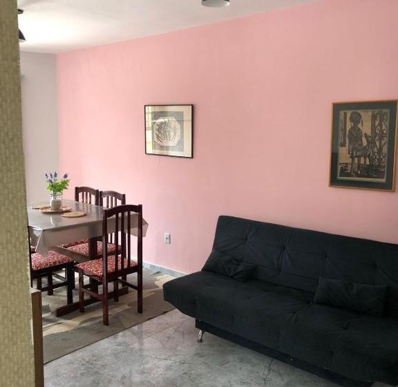 Tamboleiros Hotel & Hostel