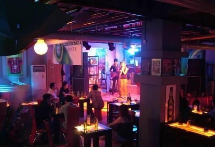 Xiangzimen Youth Hostel