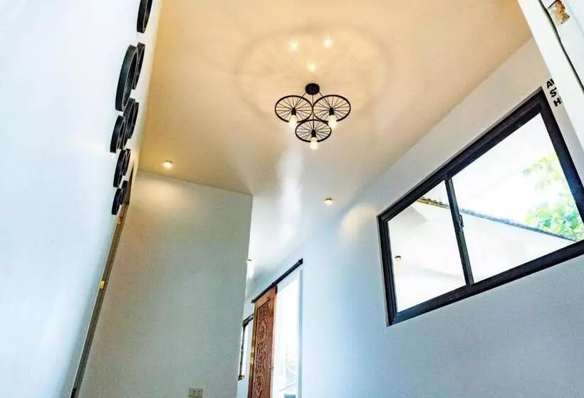 Retkeilymaja The Pod Mabini