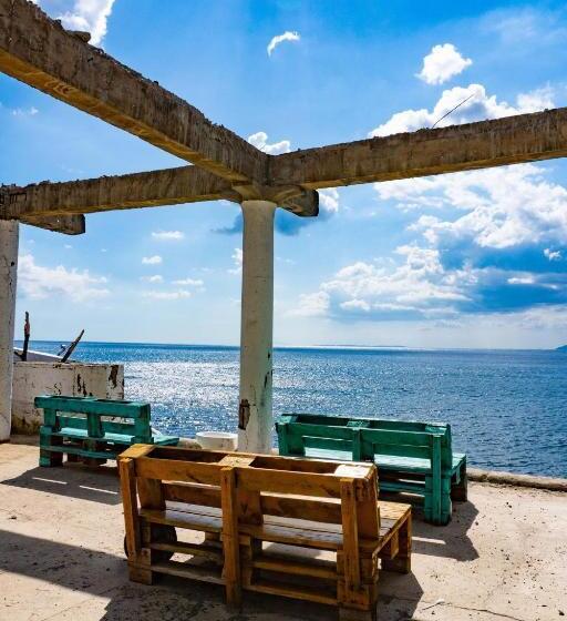 Hostel The Pod Mabini