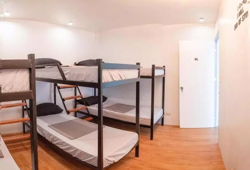 Retkeilymaja The Pod Mabini