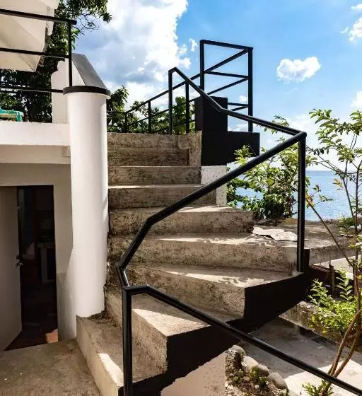 Retkeilymaja The Pod Mabini