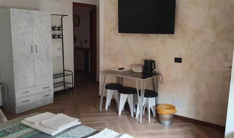 Aamiaismajoitus (B&B) Le Rustiche Foresteria