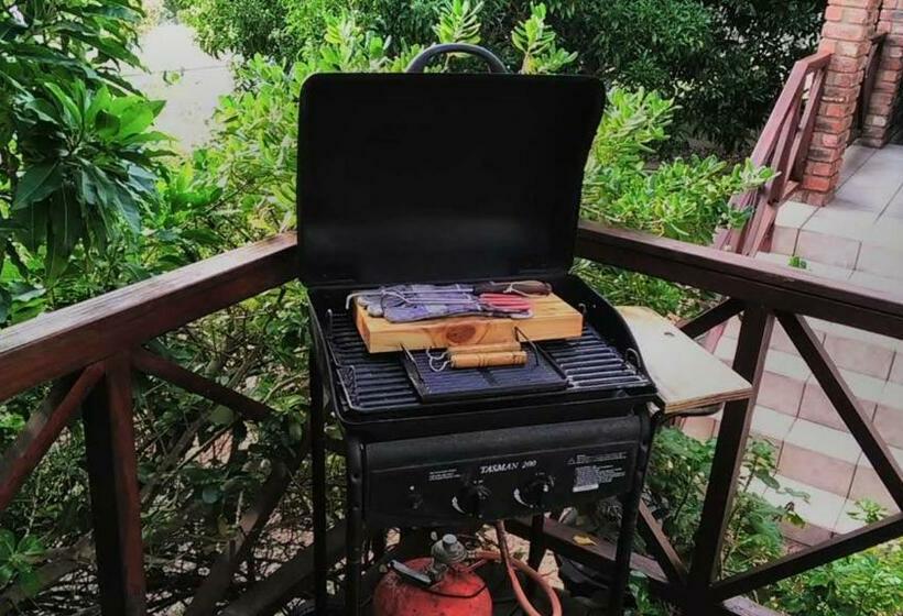 مبيت وإفطار Shirley S Pad