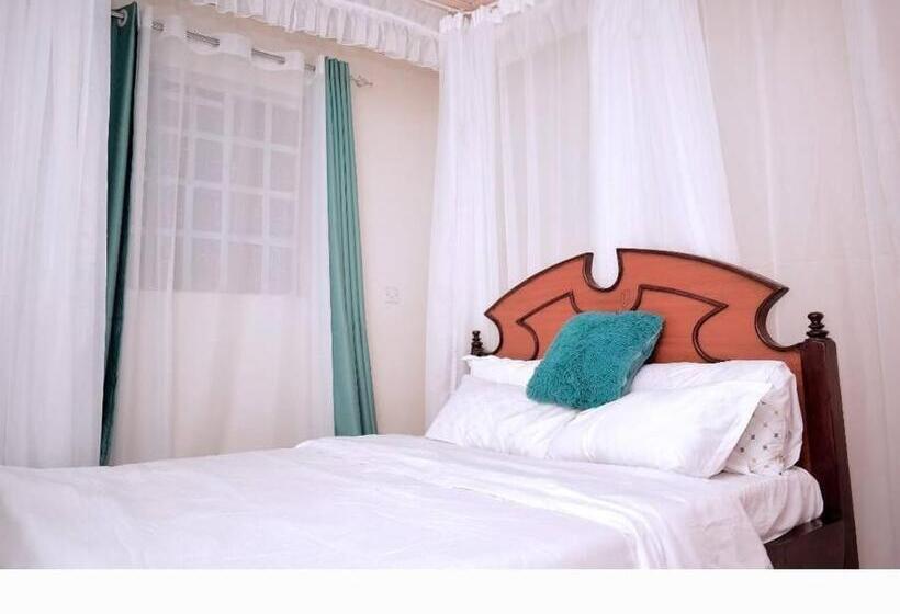 Golden One Bedroom Serviced Apartment With Free Wifi