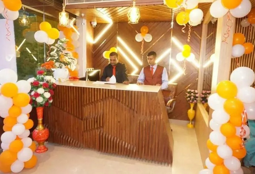 ホテル Mayra Grand By Mayra Group Of S