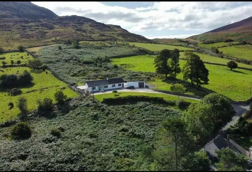 Mountain House Omeath Near Carlingford