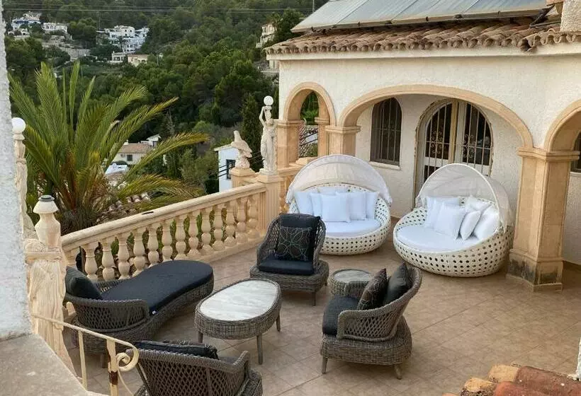 Wonderland, Amazing Sea View Villa