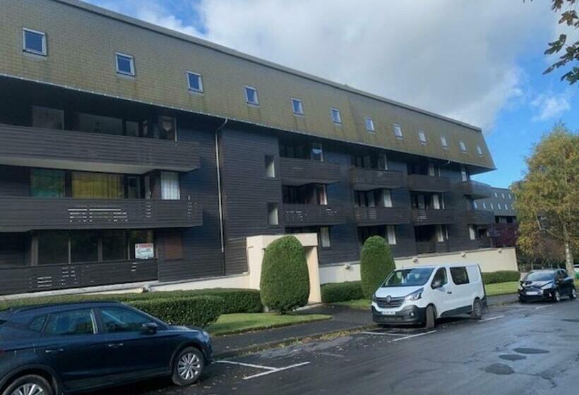 Charmant F2 Au 2ème étage Sans Ascenseur Avec Balcon   Mont Dore   Fr 1 415 137