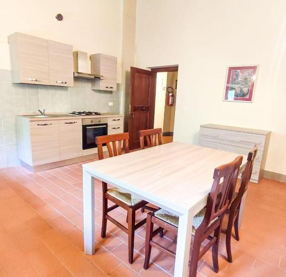 مبيت وإفطار Casa Al Taverni