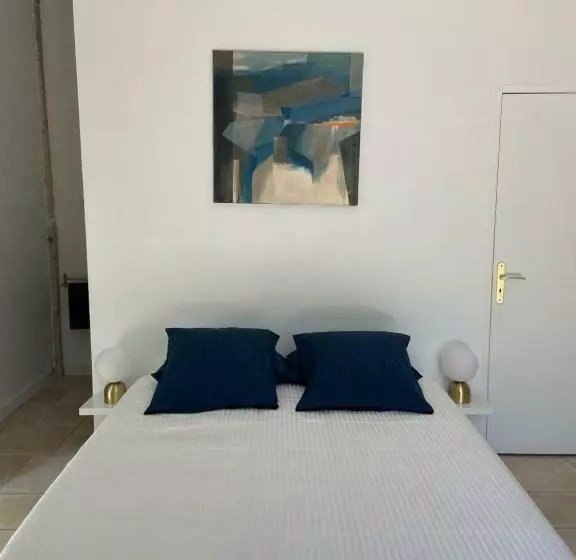 Aamiaismajoitus (B&B) Jas De Berrias Chambre D’hôte