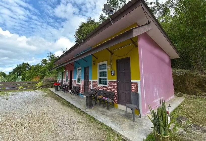 ホテル Oyo 90605 Nurulhuda Langkawi Hillview Roomstay