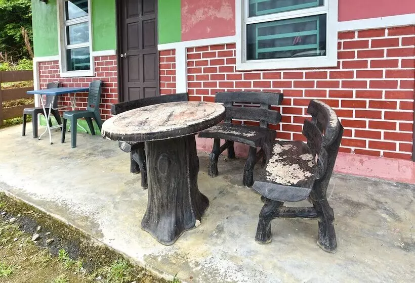 ホテル Oyo 90605 Nurulhuda Langkawi Hillview Roomstay