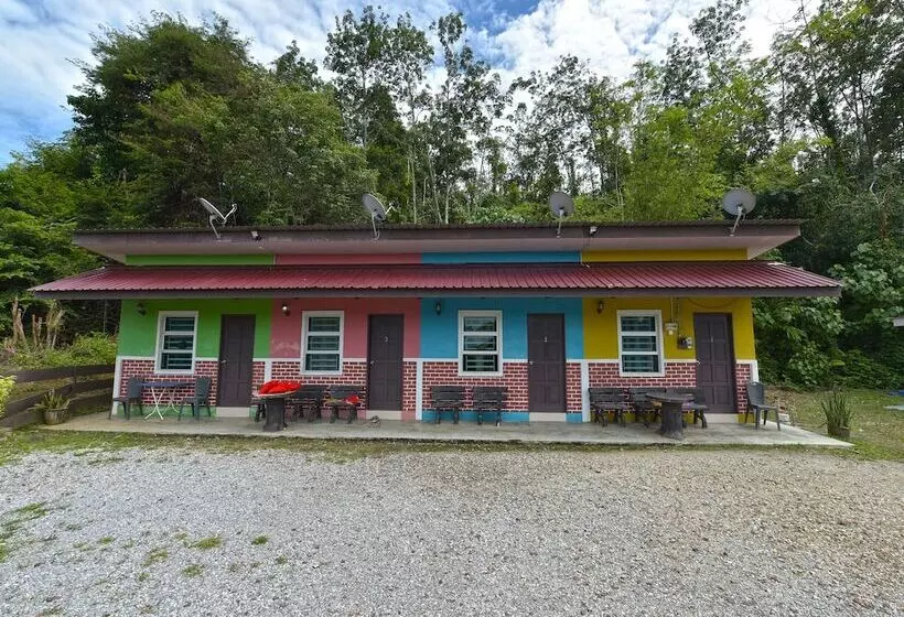 ホテル Oyo 90605 Nurulhuda Langkawi Hillview Roomstay