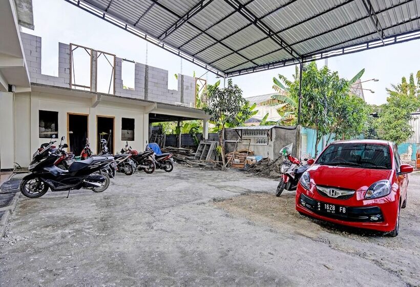 酒店 Grand Hagawa Syariah Near Alun Alun Lamongan Redpartner