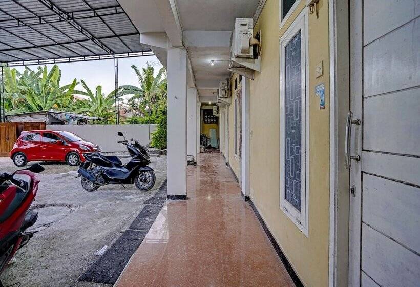 酒店 Grand Hagawa Syariah Near Alun Alun Lamongan Redpartner