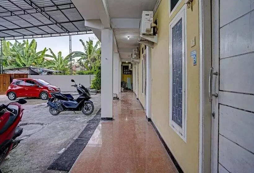 Hotelli Grand Hagawa Syariah Near Alun Alun Lamongan Redpartner