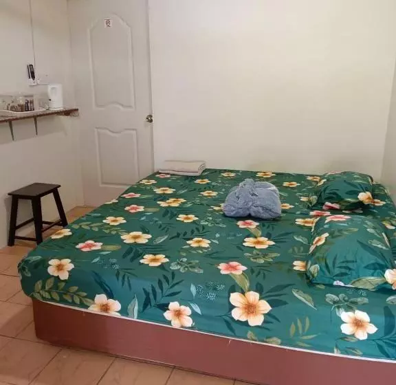 ホテル Oyo Homes 90608 Kampung Sungai R&r,homestay And Ecofarm