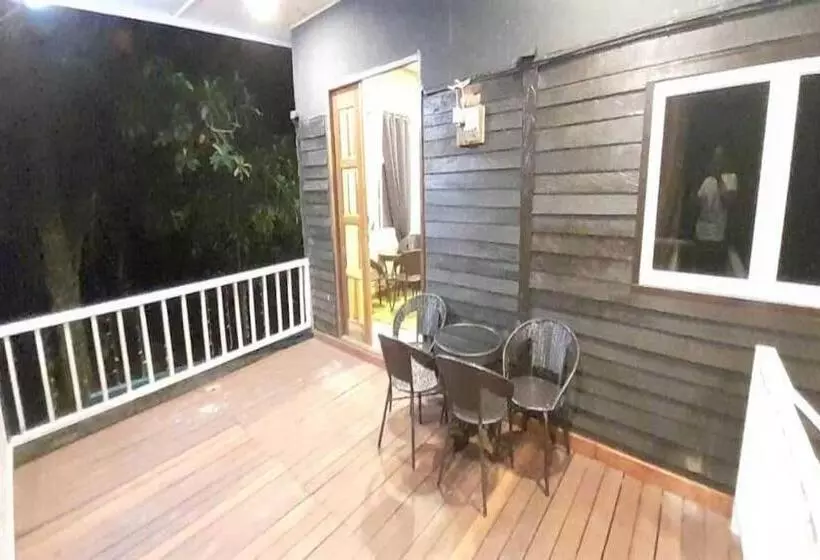 ホテル Oyo Homes 90608 Kampung Sungai R&r,homestay And Ecofarm