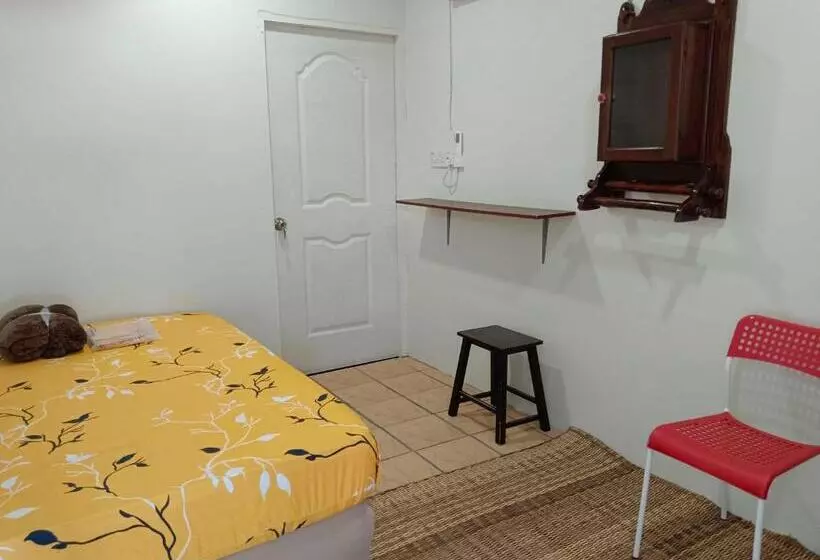 ホテル Oyo Homes 90608 Kampung Sungai R&r,homestay And Ecofarm