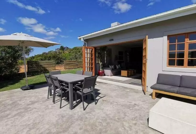 Living The Breede   Weaver Cottage