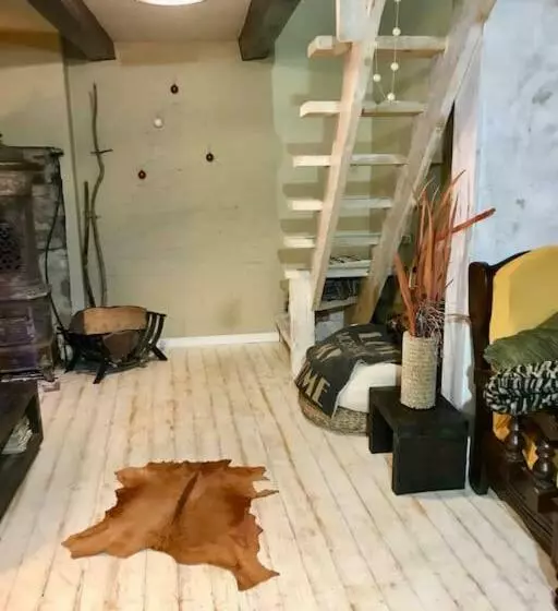 Pet Friendly Charming House With Garden