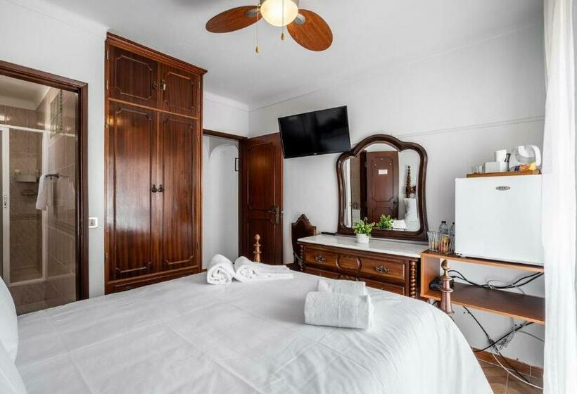 هاستل Carepa Suites