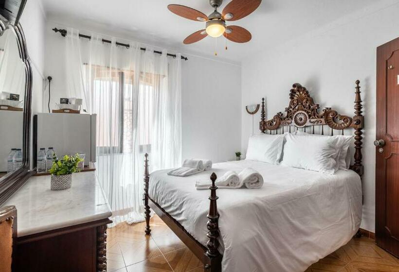 هاستل Carepa Suites