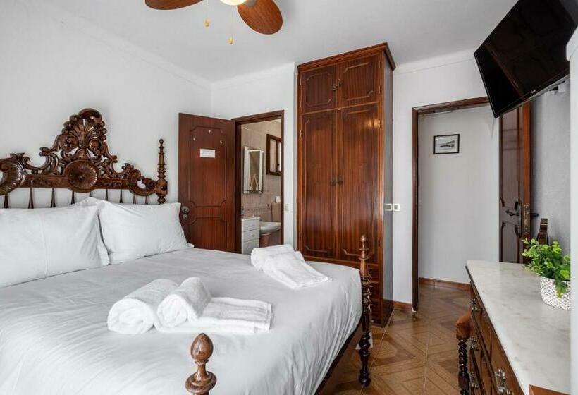 هاستل Carepa Suites