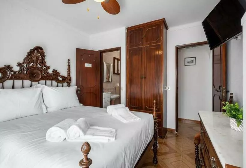 هاستل Carepa Suites