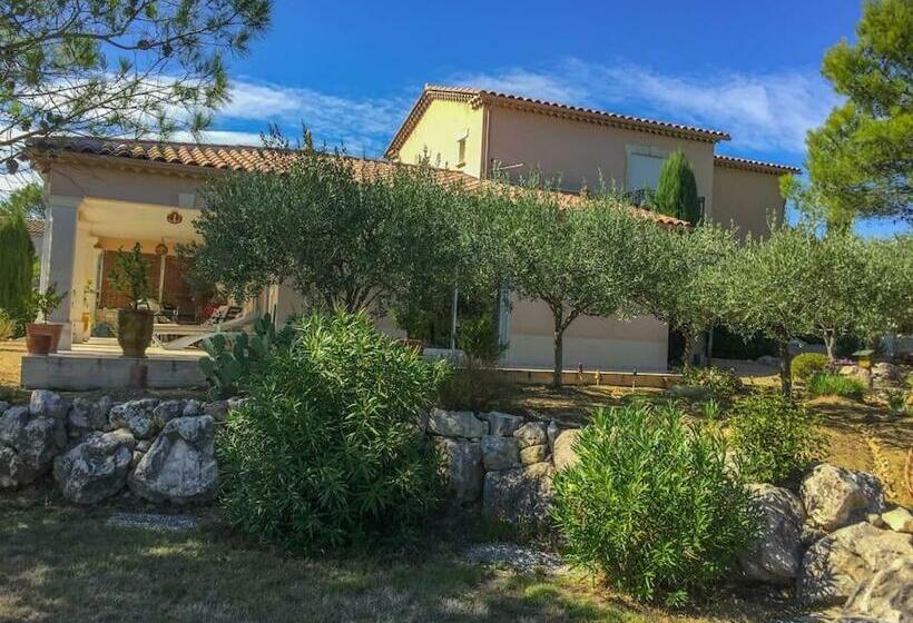 Anduze Gîte Les Pins Au Petit Clos Des Cigales