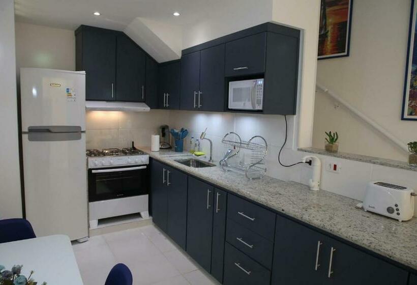 Elegante Duplex Oceanico Da Elena Super Cozinha Usp Y Ufscar