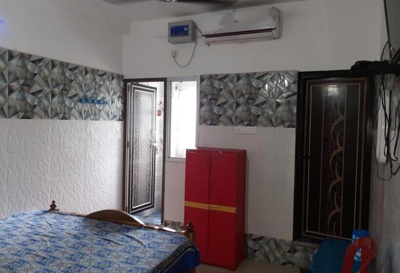 호텔 Goroomgo Pranab Sadan Puri Near Kamakhya Temple Near Sea Beach & Temple