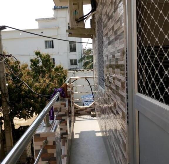 호텔 Goroomgo Pranab Sadan Puri Near Kamakhya Temple Near Sea Beach & Temple