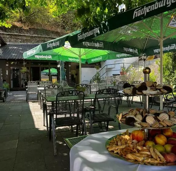 Hotelli Zum Goldenen Fass