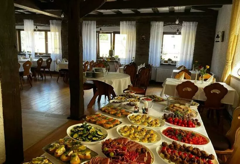 Hotelli Zum Goldenen Fass