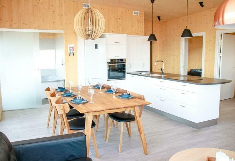 Hulduland 1, Hálönd, Akureyri