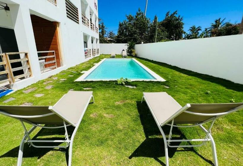 Las Ballenas Rooftop Beach Condo