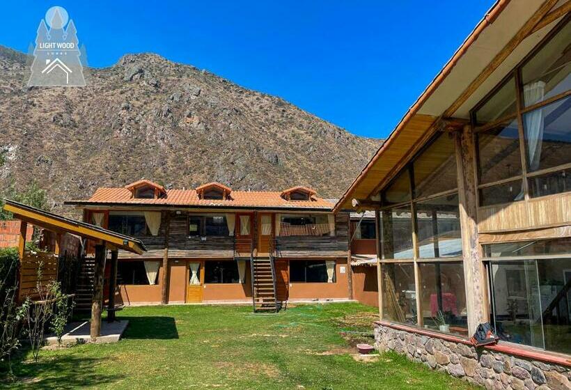 پانسیون Light Wood