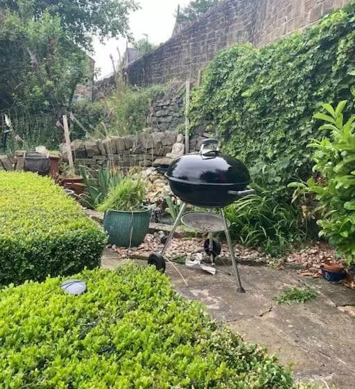 ペンション The Hideaway